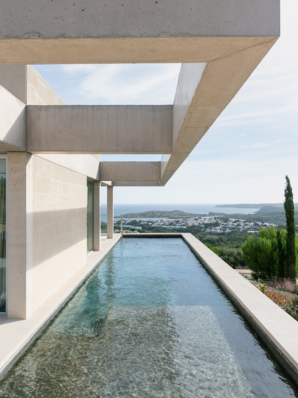 grid house by nomo studio