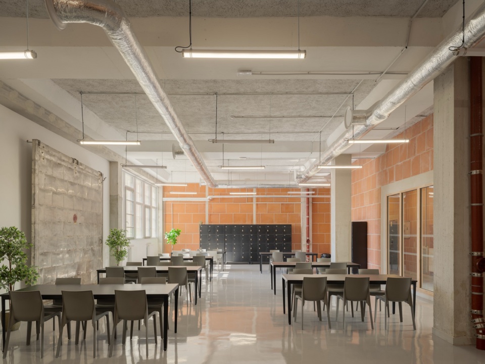 Emergency Accommodation Centre by FBAA Francois Brugel Associates Atelier RITA