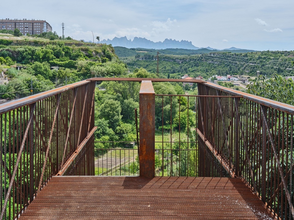 Landscape staircase in la Vall del Paradis by Comas Pont arquitectes
