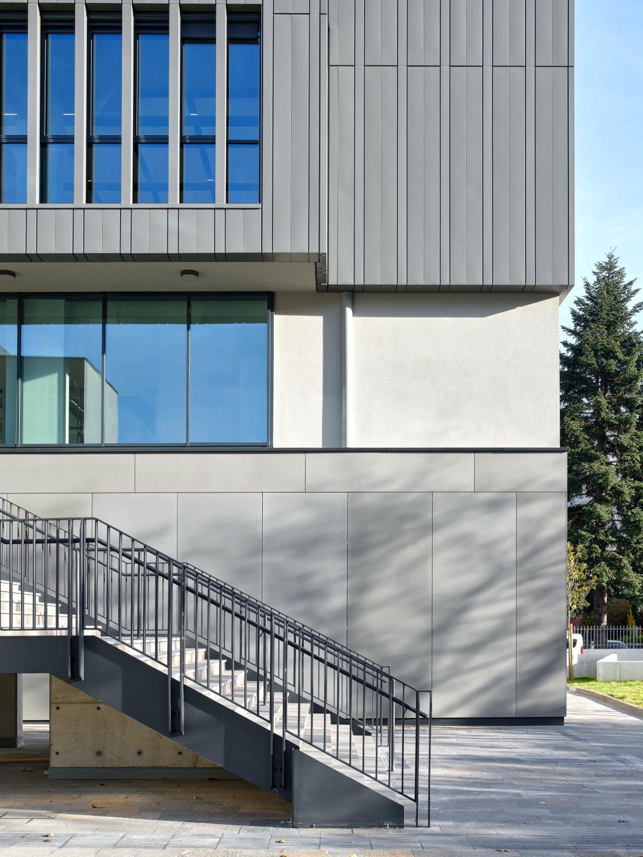 Marconi Levinas school