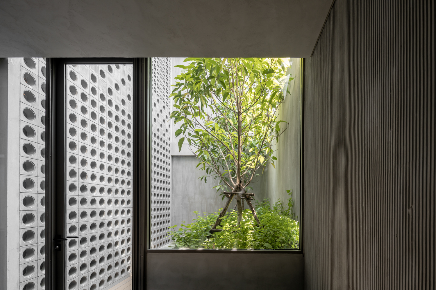 Sailom House