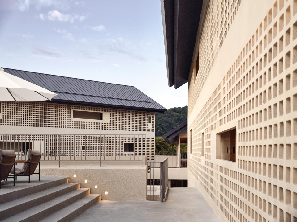 sanshan laichi · xialang valley guesthouse by studio into