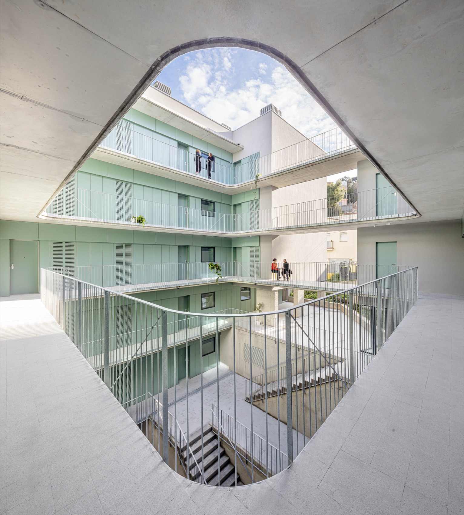 31 SOCIAL HOUSING
