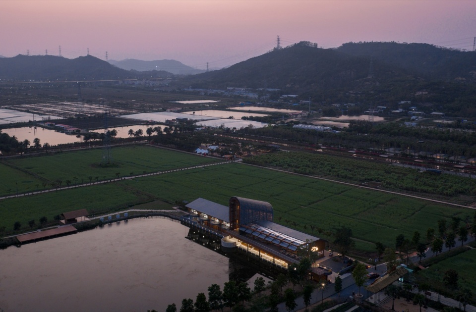Grain Silo Restaurant Zhuhaishirong Caolang Rice Dream Ecological Park