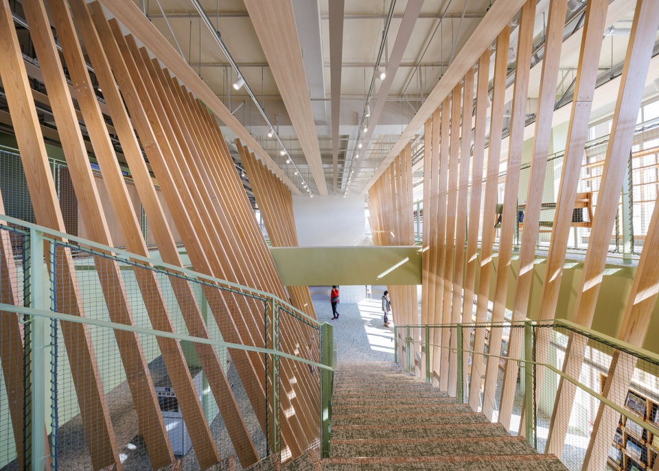 chikujo town public library by kengo kuma