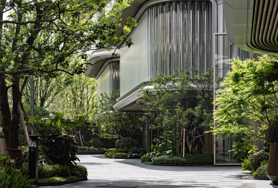 shanghai changfeng jia art by foster partners