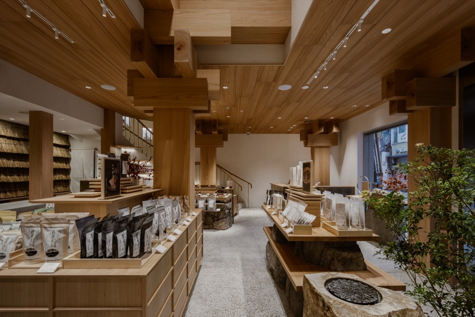 Kayanoya Ginza by Kengo Kuma