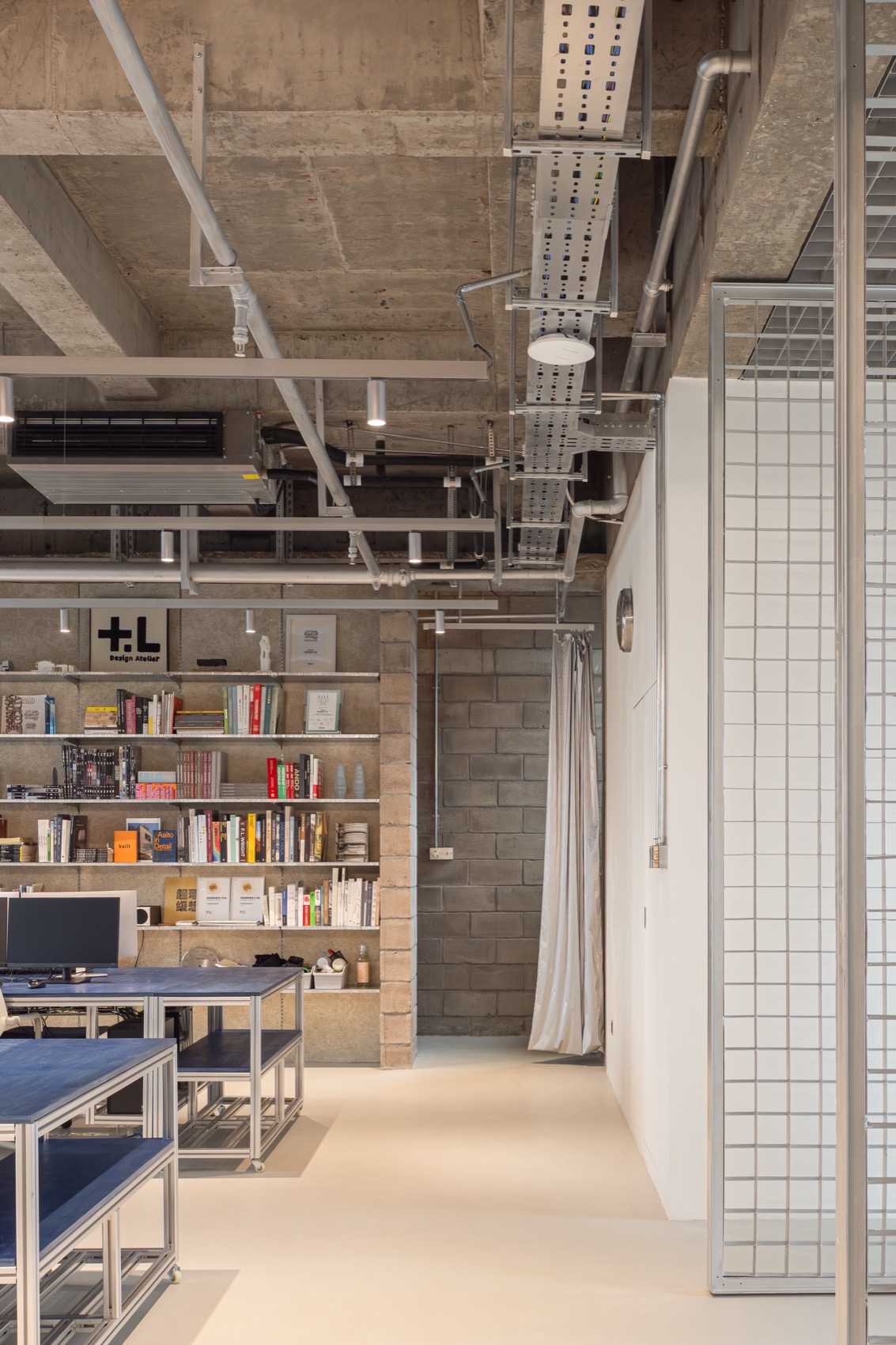 Studio Office