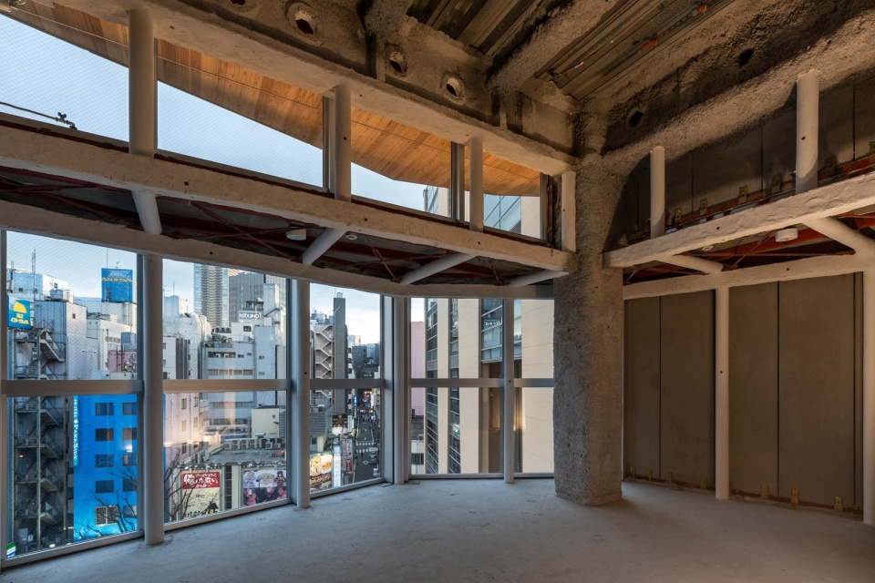 clerestory garden at naka ikebukuro park by key operation inc architects