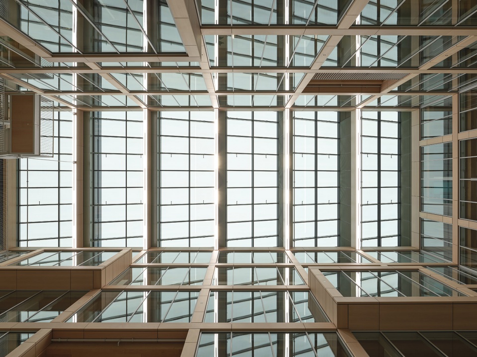 i8 office building by c f moller architects