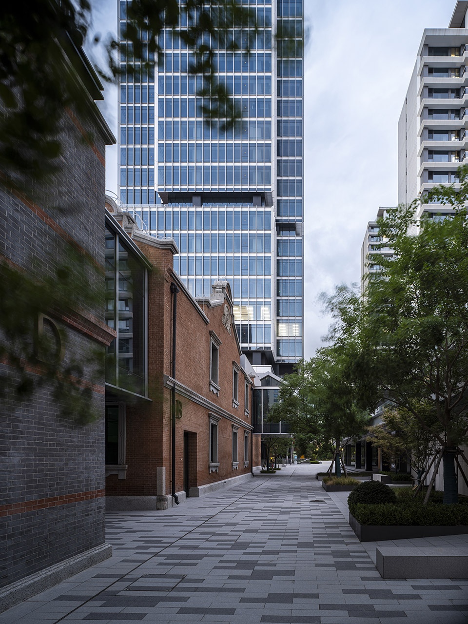 the jic jingan center by nikken sekkei