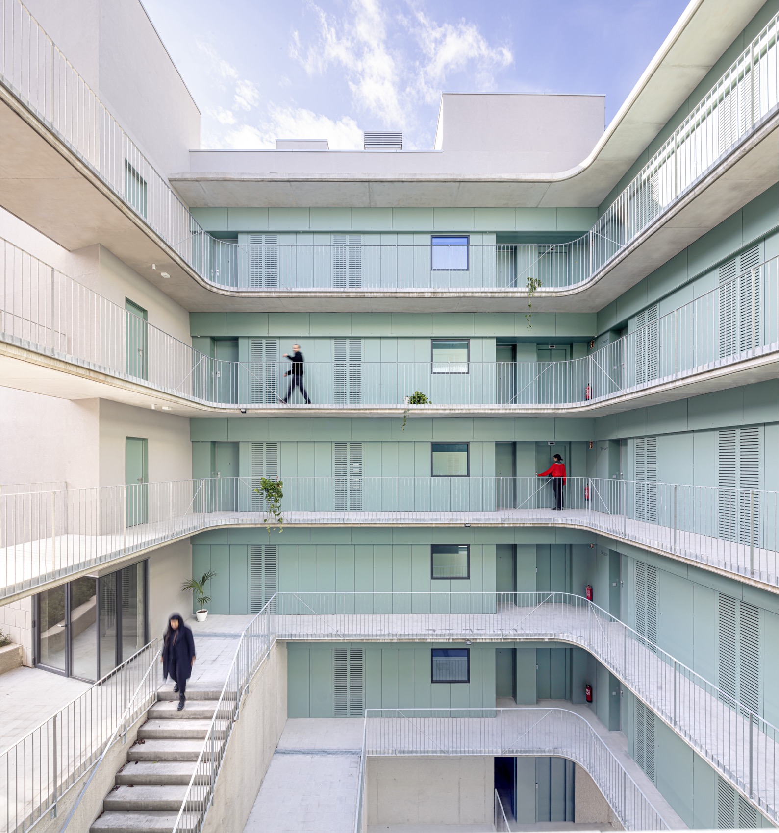 31 SOCIAL HOUSING