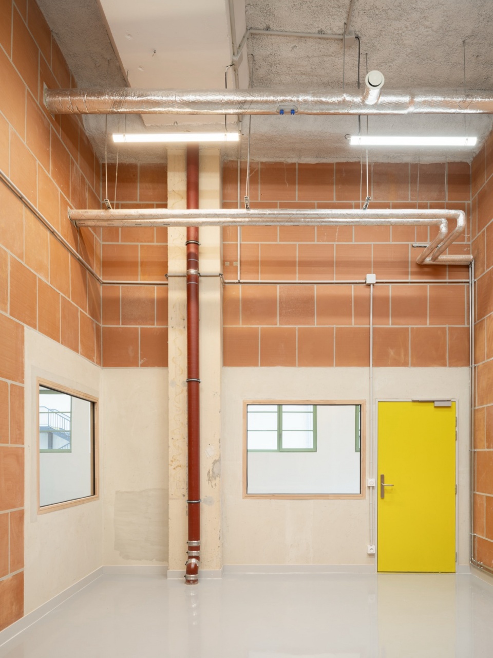 Emergency Accommodation Centre by FBAA Francois Brugel Associates Atelier RITA