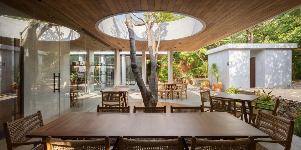 cuattro casa de cafe by faci leboreiro