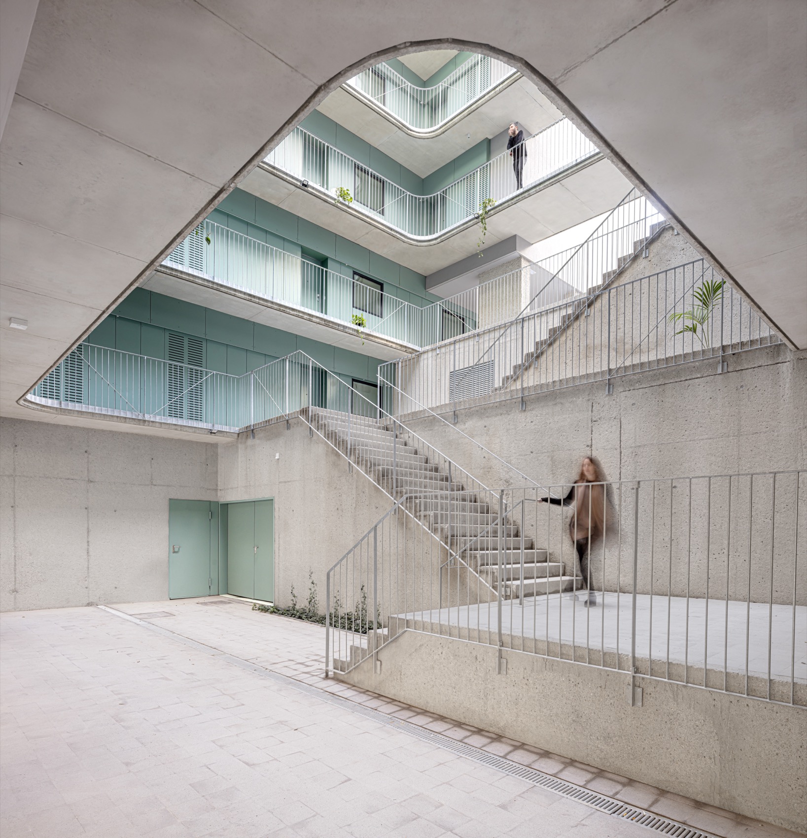 31 SOCIAL HOUSING