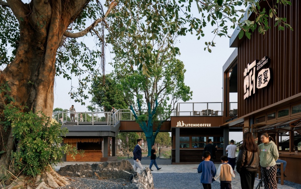 Grain Silo Restaurant Zhuhaishirong Caolang Rice Dream Ecological Park