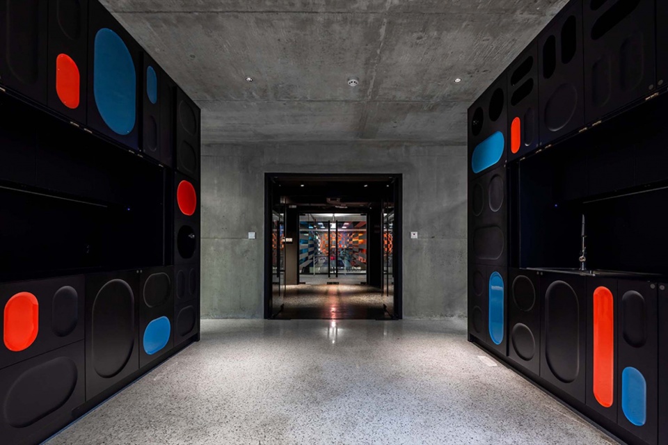 concrete flakes by g8a architecture urban planning