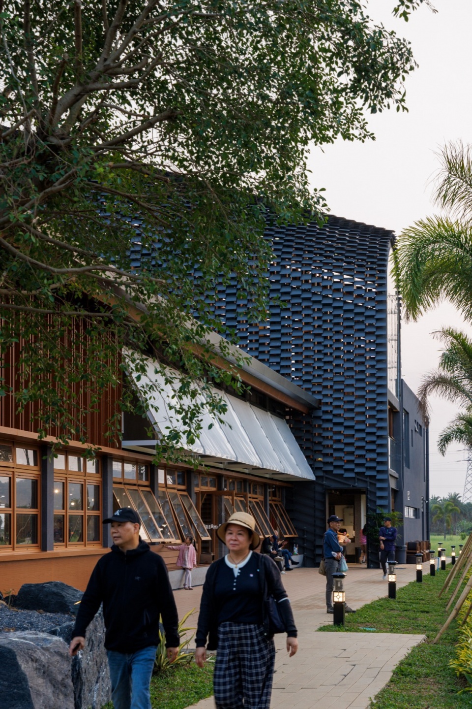 Grain Silo Restaurant Zhuhaishirong Caolang Rice Dream Ecological Park