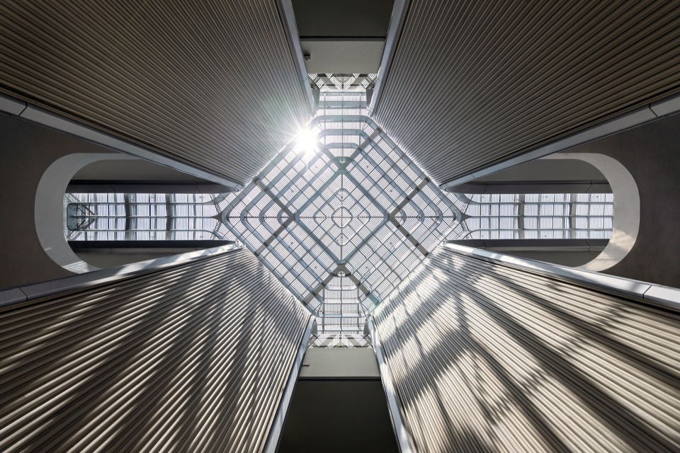 shanghai changfeng jia art by foster partners