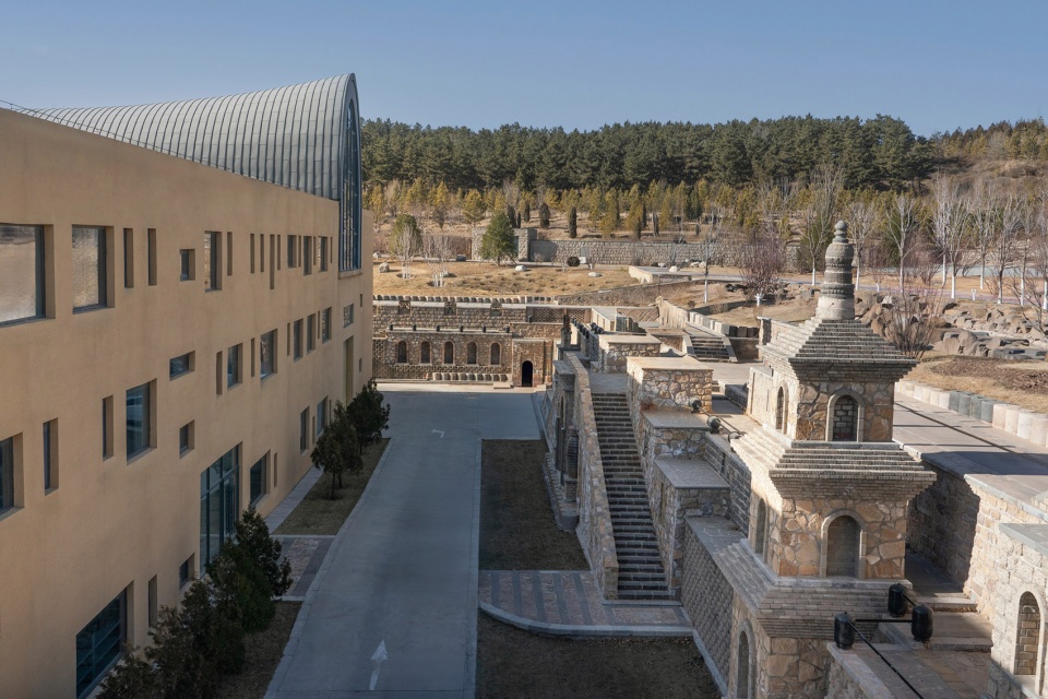 yungang grottoes culture heritage conservation center by do union