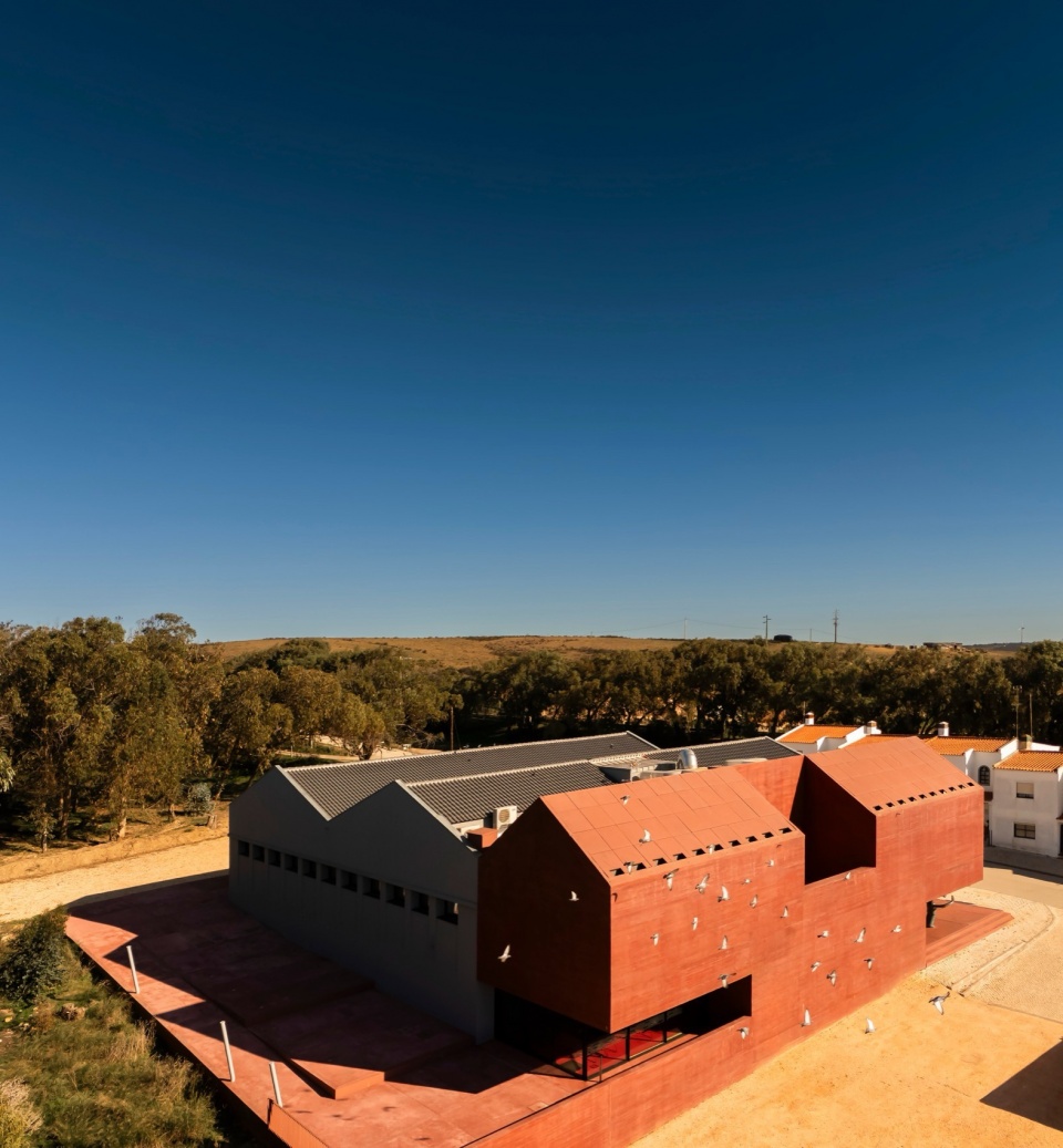 Vila do Bispo Museum by spaceworkers