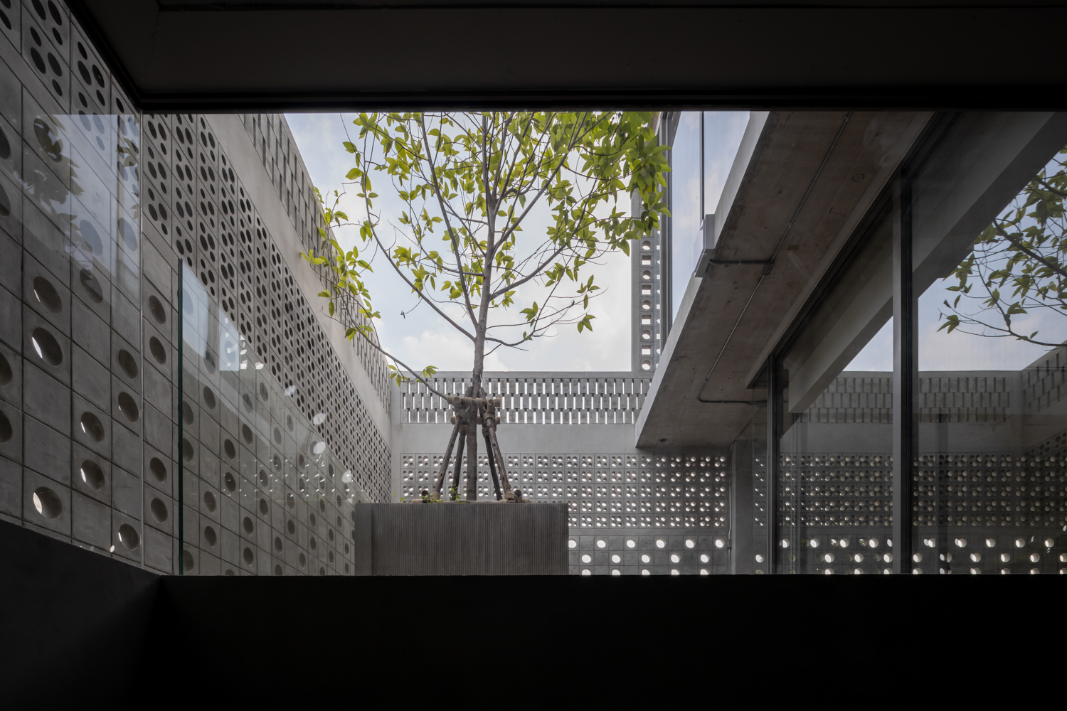 Sailom House