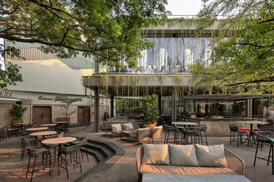 babylon bar kitchen by 23 degrees design shift