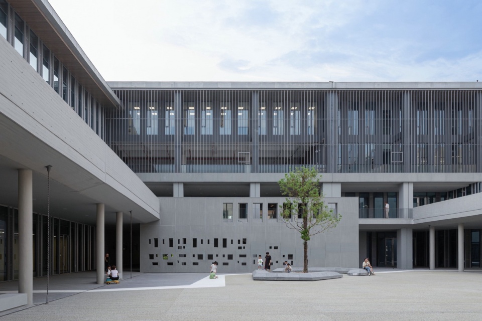 Jiangshan Cultural and Art Center by gad