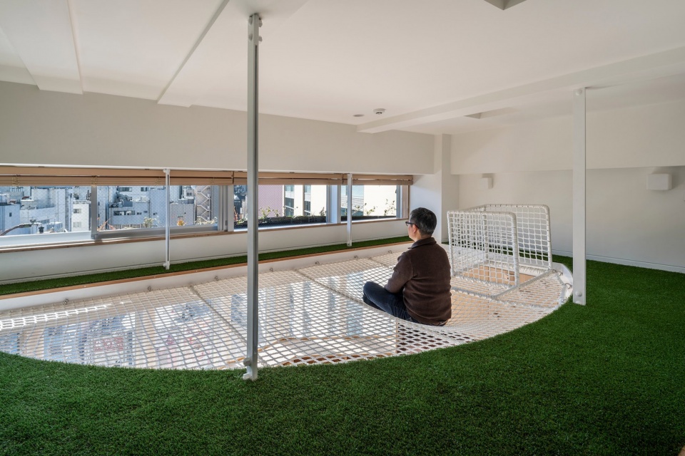 clerestory garden at naka ikebukuro park by key operation inc architects