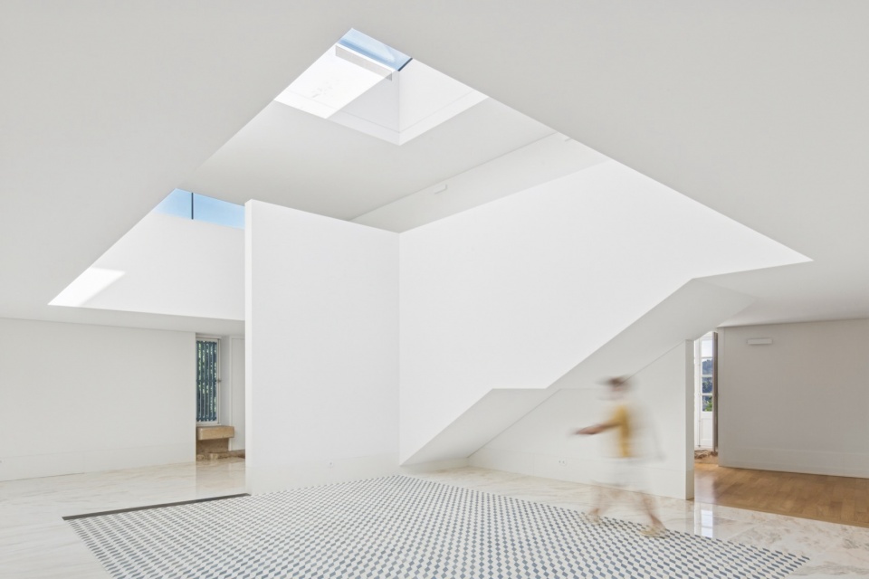 CERDEIRAS HOUSE HOTEL by Tiago do Vale Architects