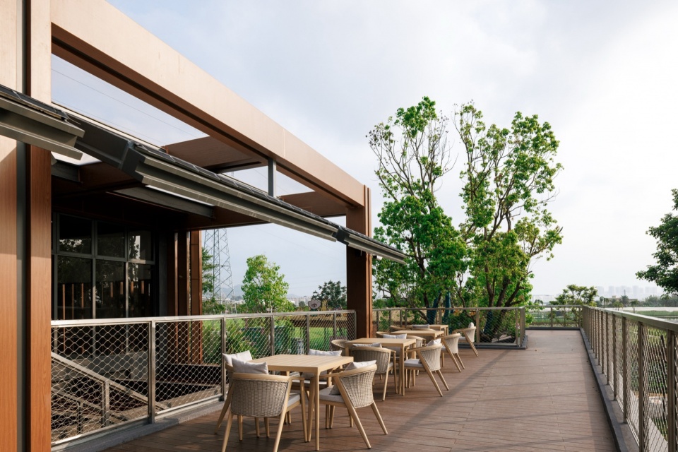 Grain Silo Restaurant Zhuhaishirong Caolang Rice Dream Ecological Park