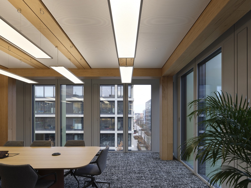 i8 office building by c f moller architects