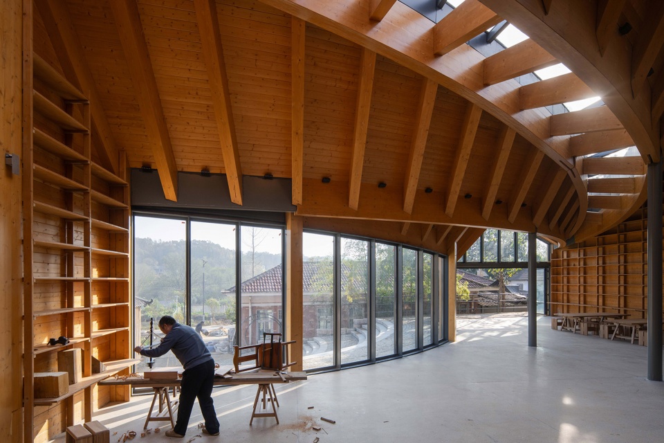 carpenters home by primary architects