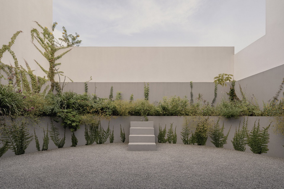 casa tlaloc by lopez gonzalez