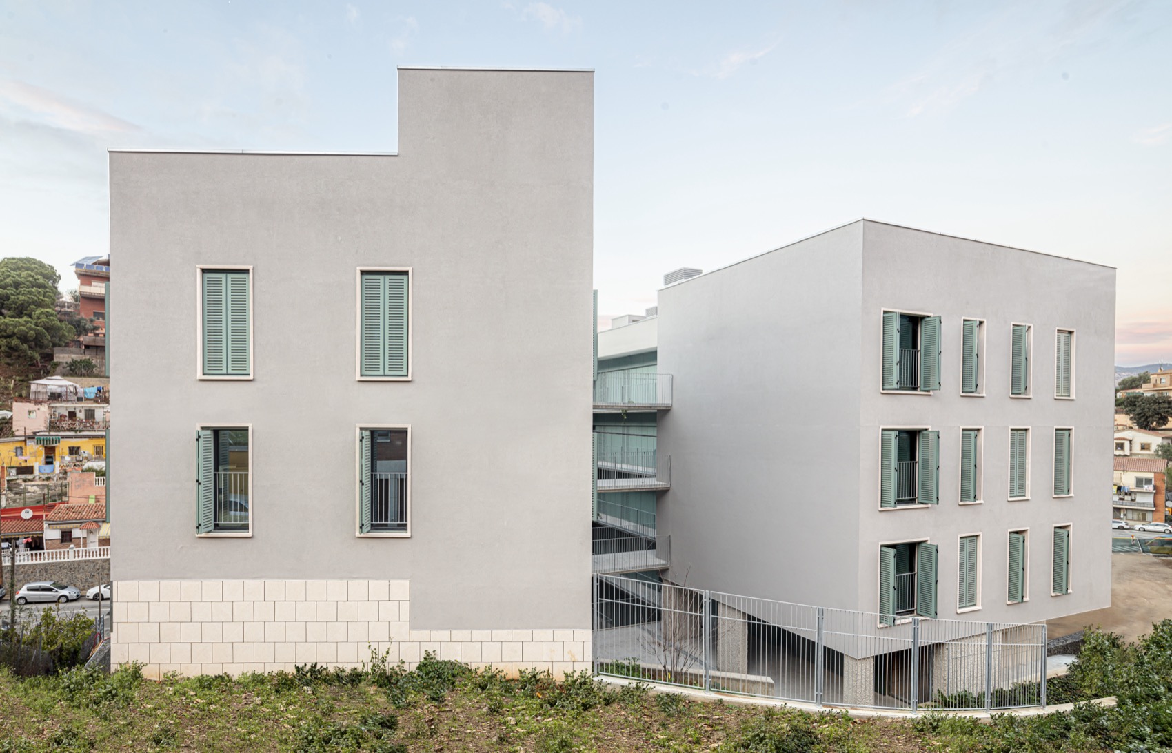 31 SOCIAL HOUSING
