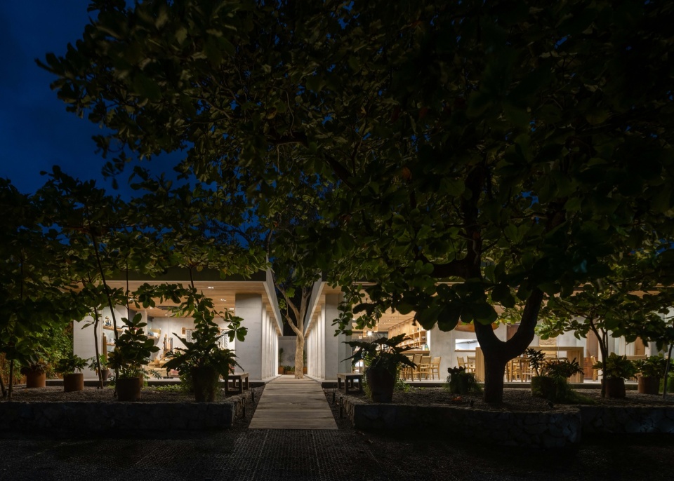 cuattro casa de cafe by faci leboreiro