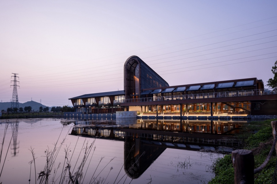Grain Silo Restaurant Zhuhaishirong Caolang Rice Dream Ecological Park