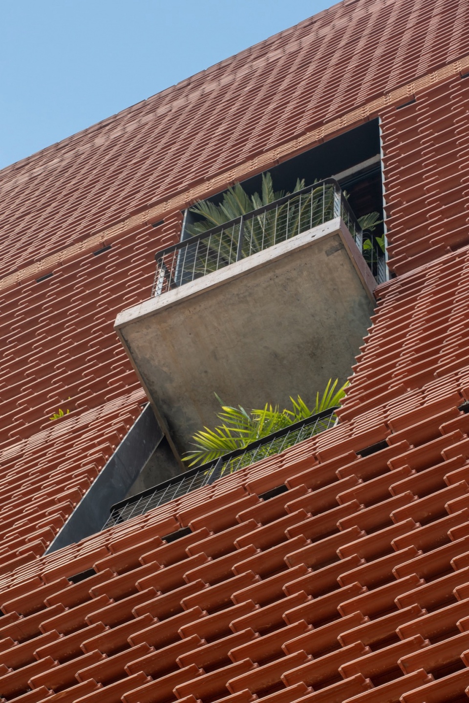 TROPICAL FLOW by HP Architects
