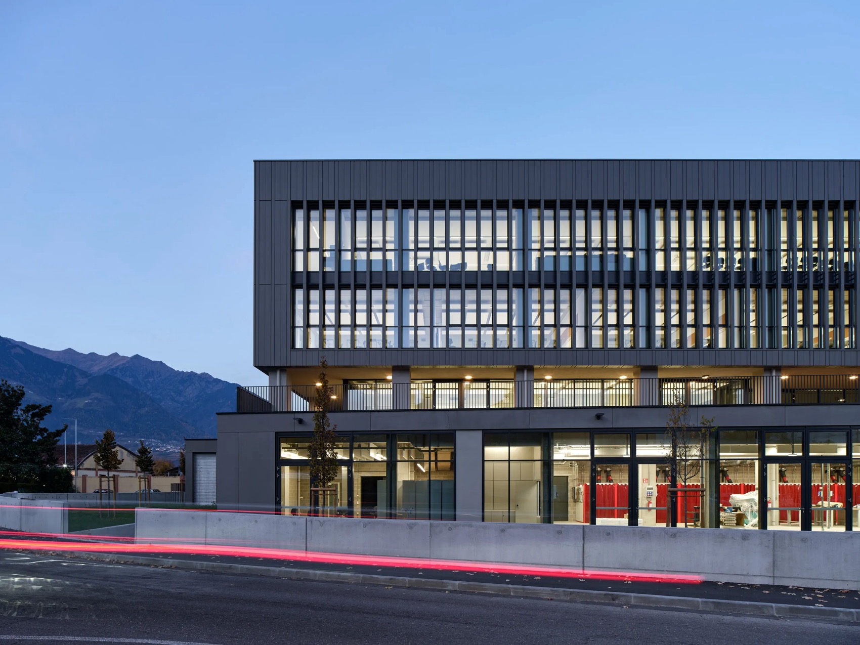 Marconi Levinas school