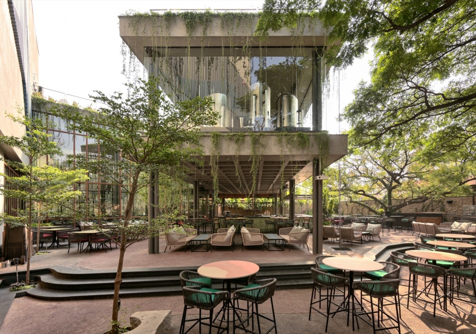 babylon bar kitchen by 23 degrees design shift