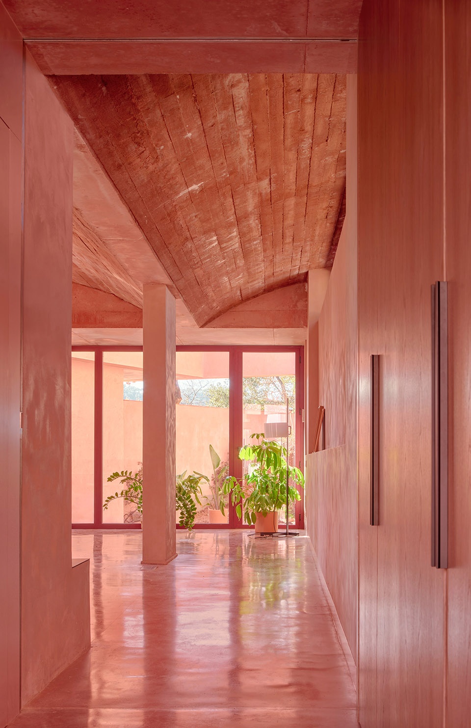 casa sota la mola by twobo arquitectura