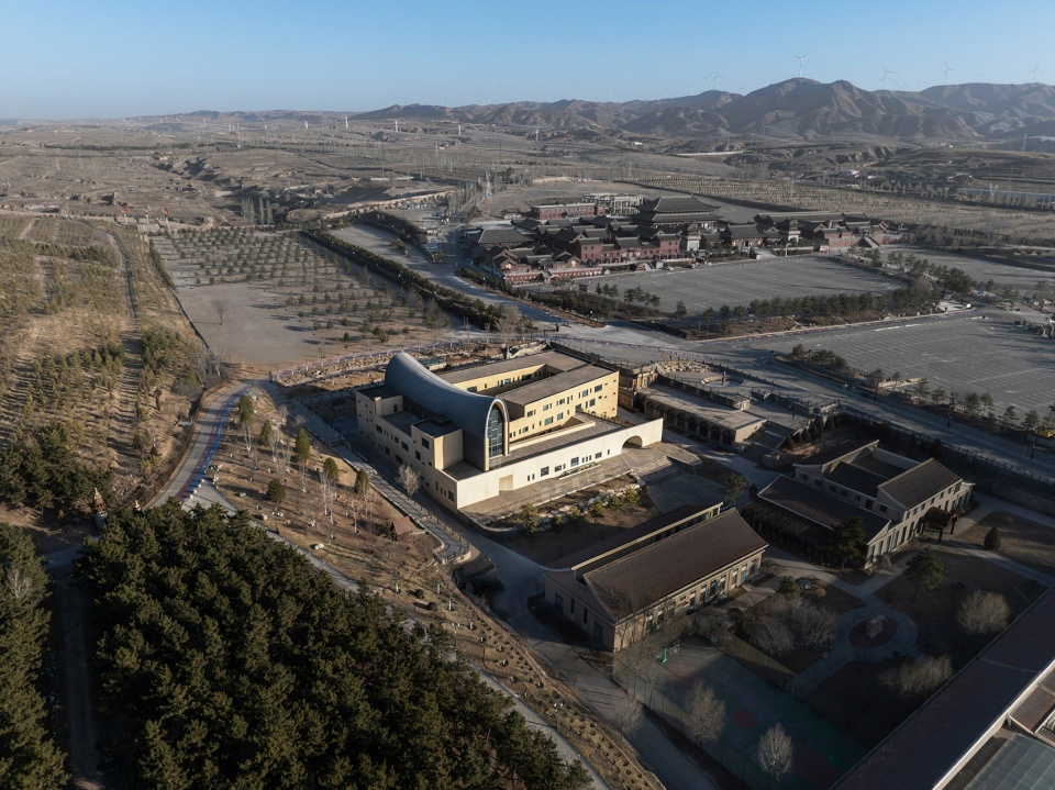yungang grottoes culture heritage conservation center by do union
