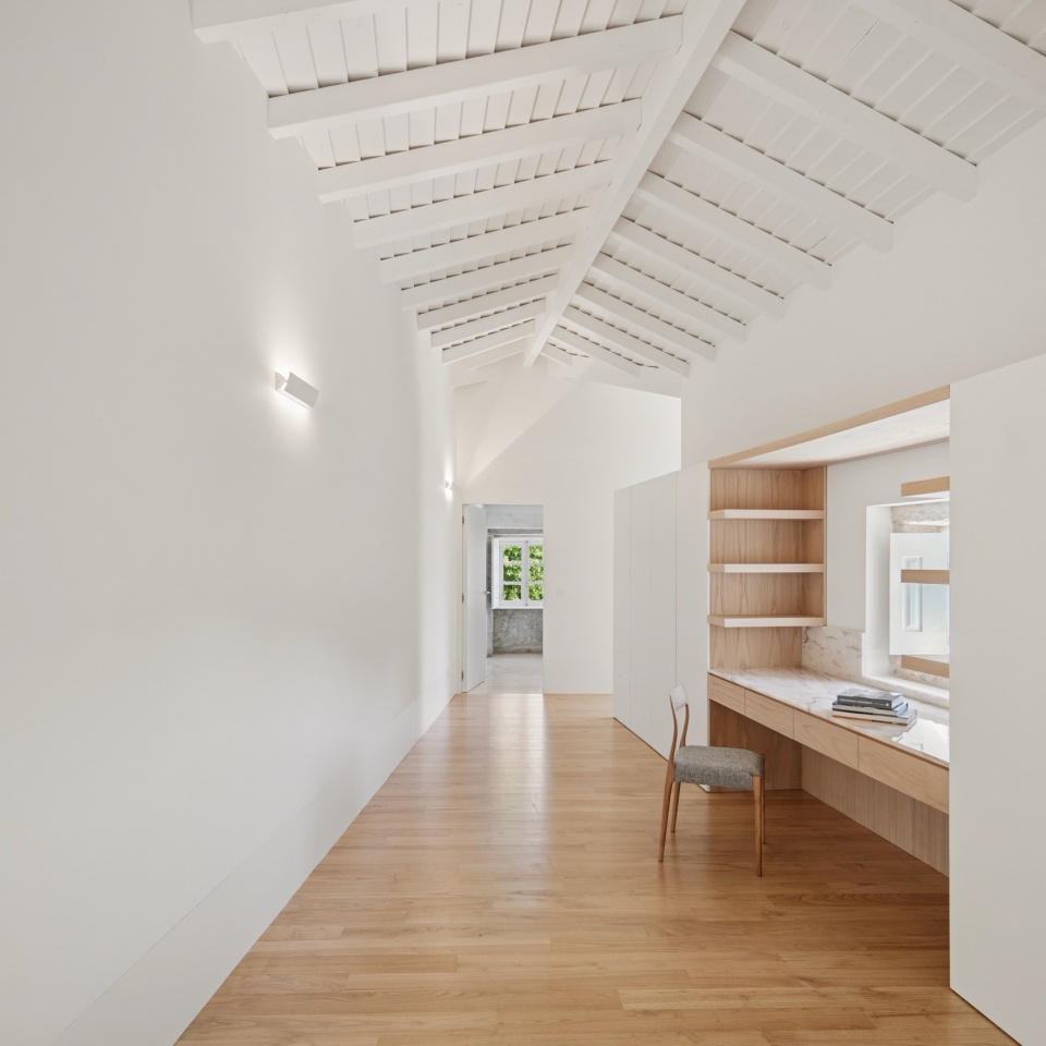 CERDEIRAS HOUSE HOTEL by Tiago do Vale Architects