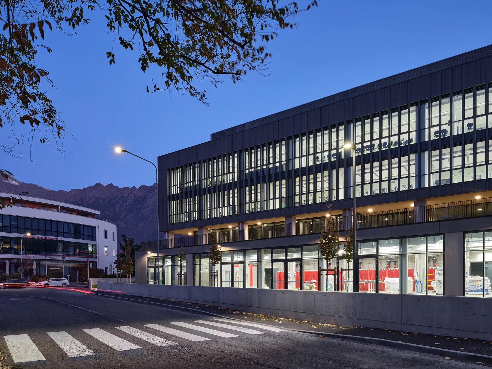 Marconi Levinas school