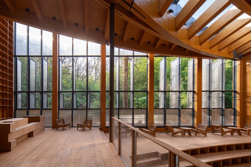 carpenters home by primary architects