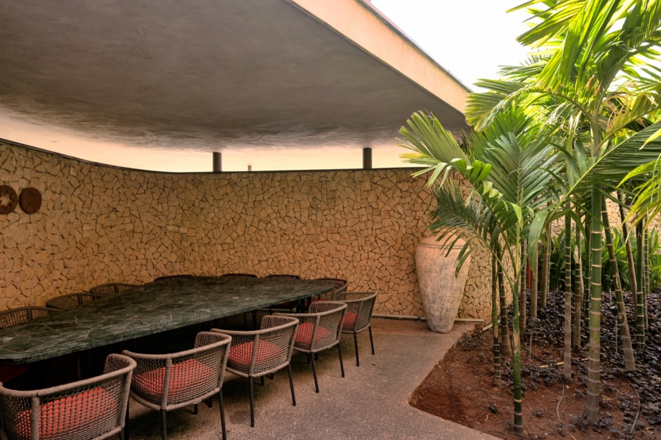 babylon bar kitchen by 23 degrees design shift