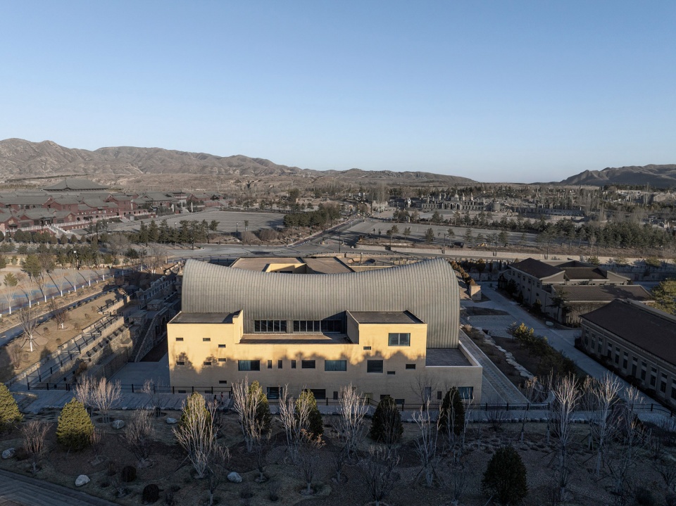 yungang grottoes culture heritage conservation center by do union
