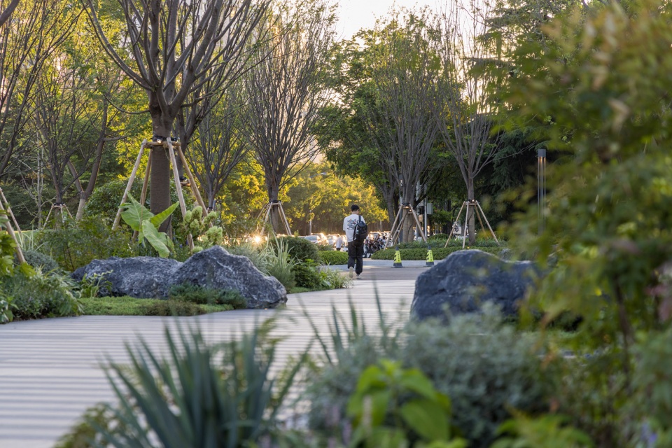 xuzhou vanke yanyujian park by roxin design