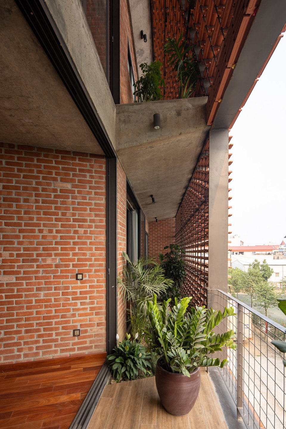 TROPICAL FLOW by HP Architects