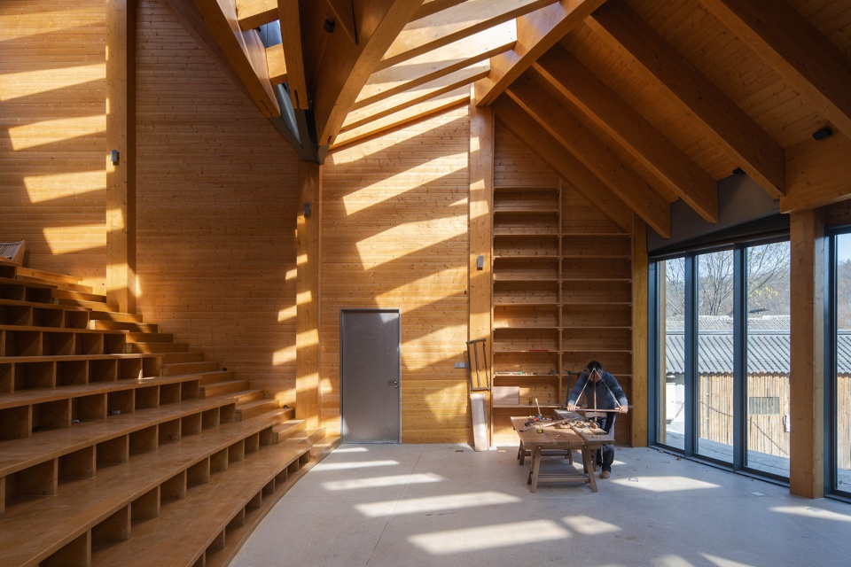 carpenters home by primary architects
